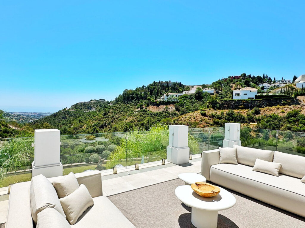 Detached Villa El Madroñal