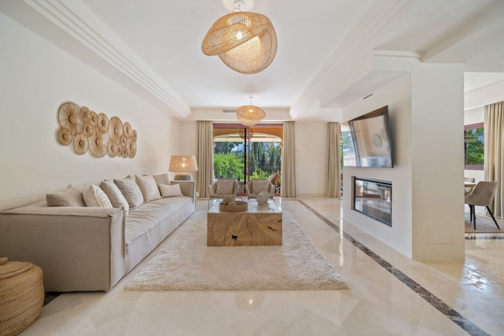 Semi-Detached House Puerto Banús