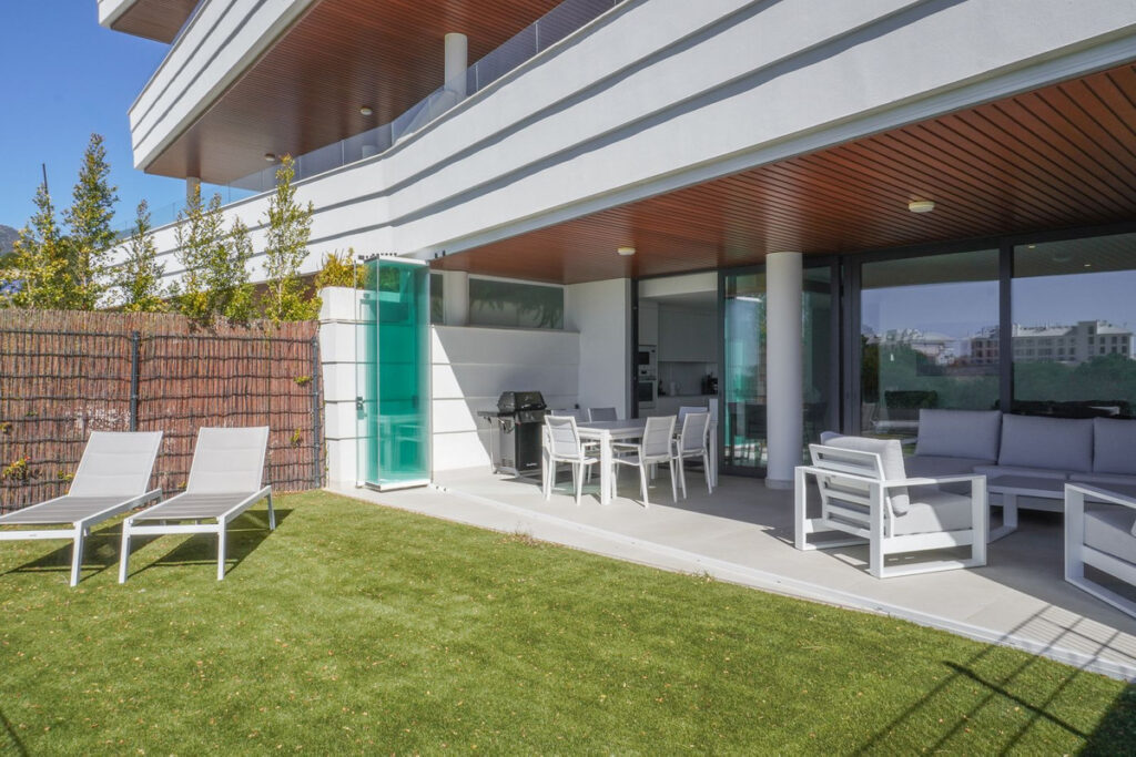 Ground Floor Apartment Higueron