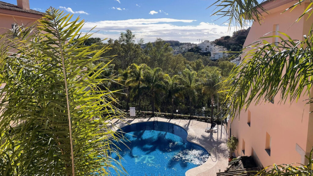 Middle Floor Apartment Marbella