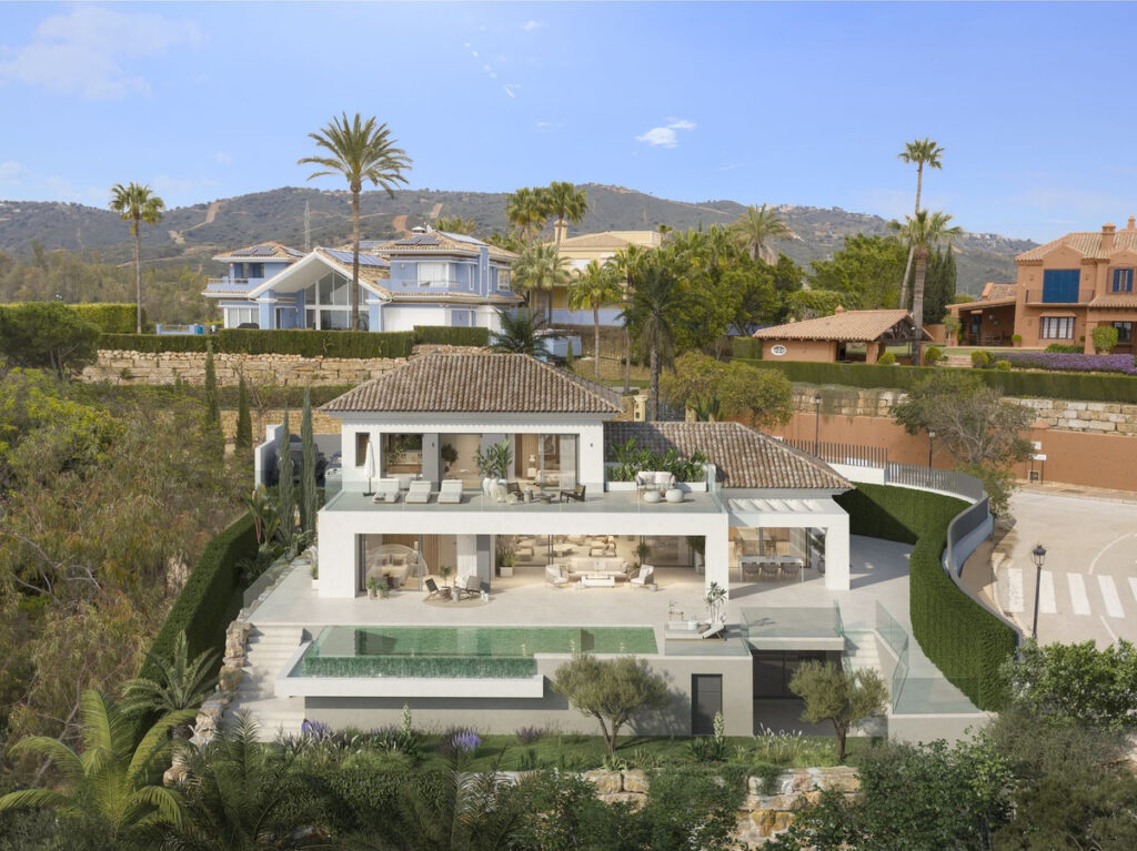 Detached Villa Elviria