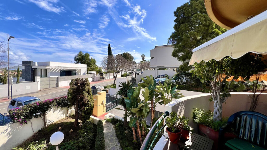 Duplex Nueva Andalucía