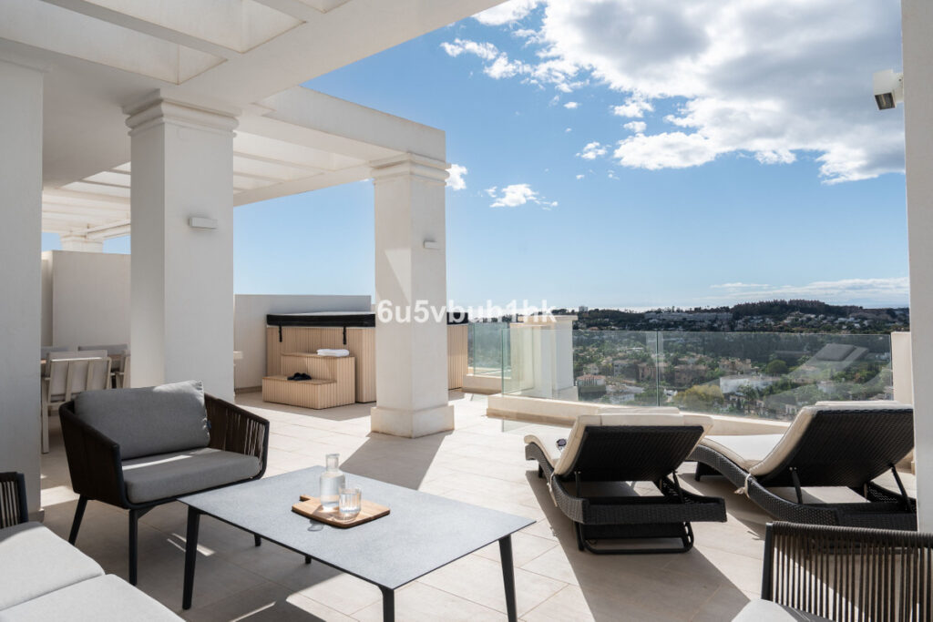 Middle Floor Apartment Marbella
