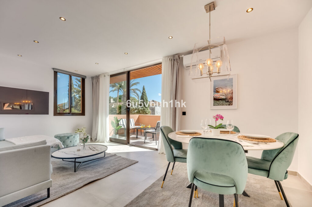 Middle Floor Apartment Estepona