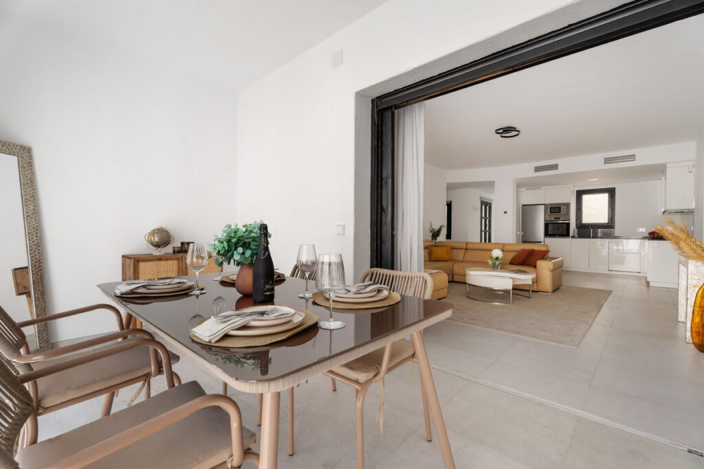 Middle Floor Apartment Puerto Banús
