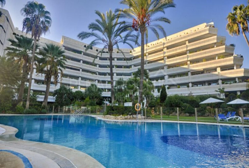 Middle Floor Apartment Marbella