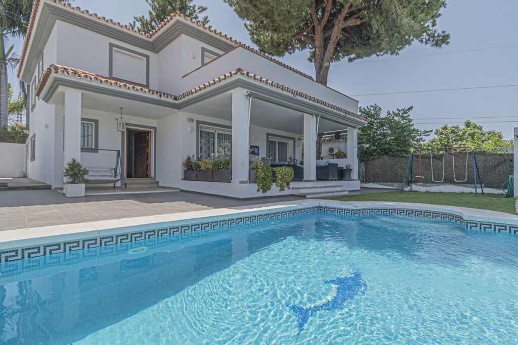 Detached Villa San Pedro de Alcántara