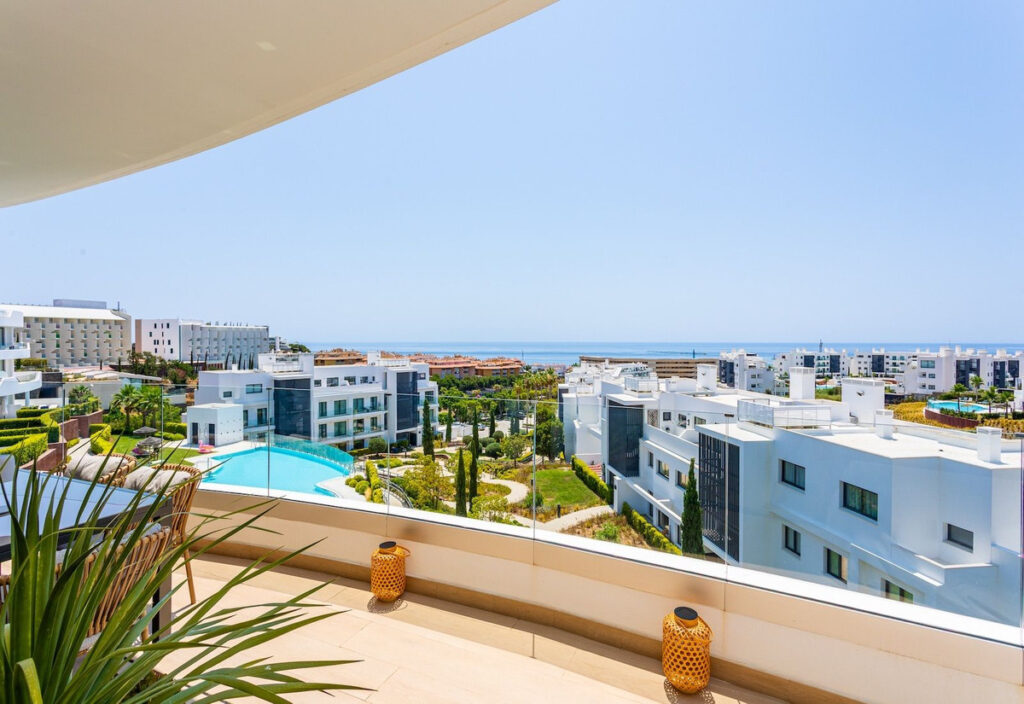 Middle Floor Apartment Fuengirola