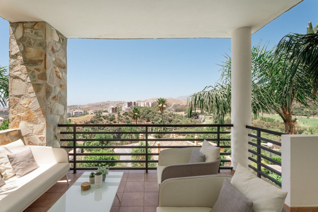Middle Floor Apartment Los Almendros