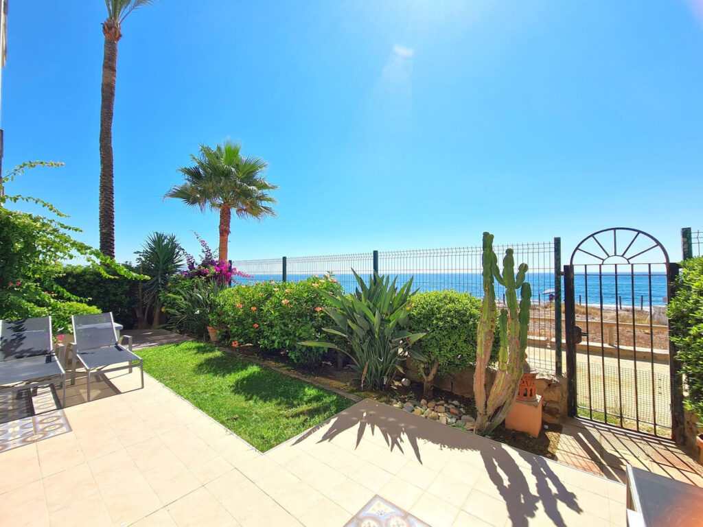 Ground Floor Apartment Casares Playa
