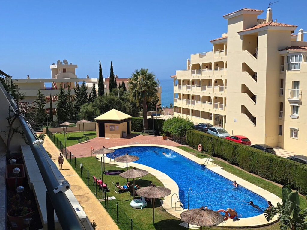 Middle Floor Apartment Benalmadena Costa