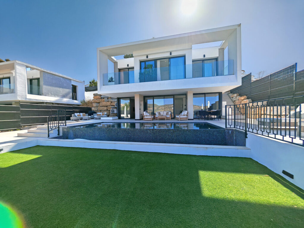 Detached Villa Estepona
