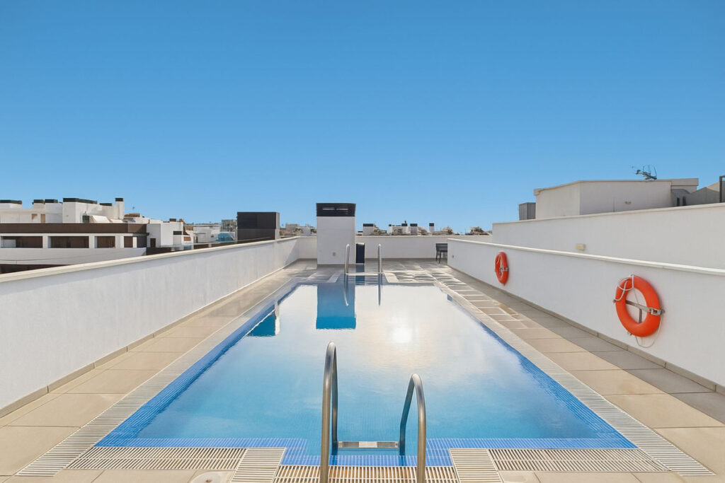 Middle Floor Apartment Estepona
