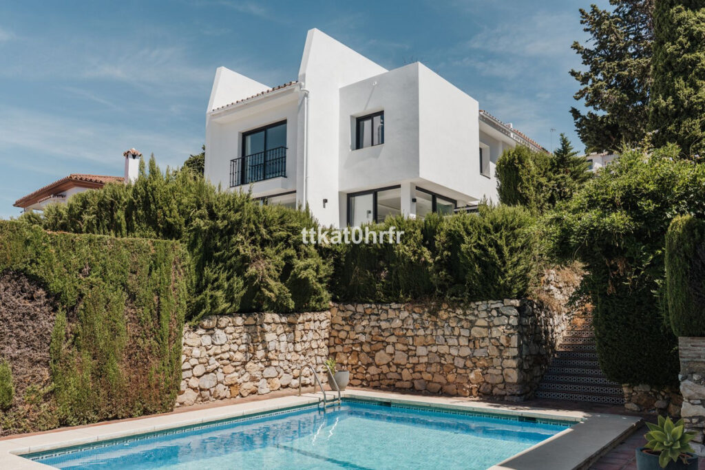Detached Villa Nueva Andalucía