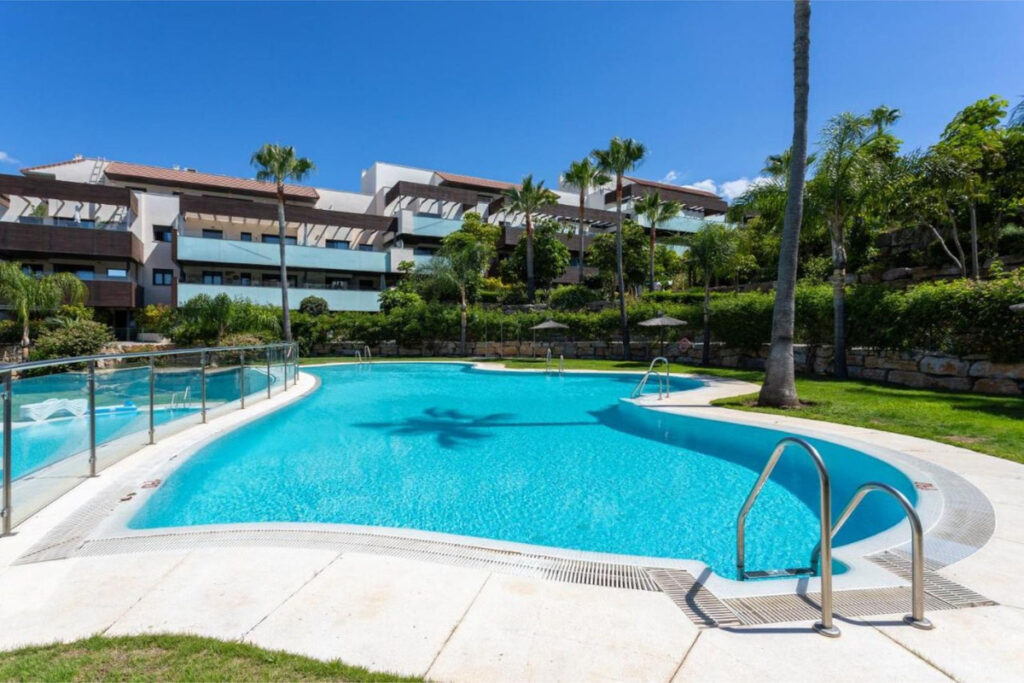 Middle Floor Apartment Los Flamingos