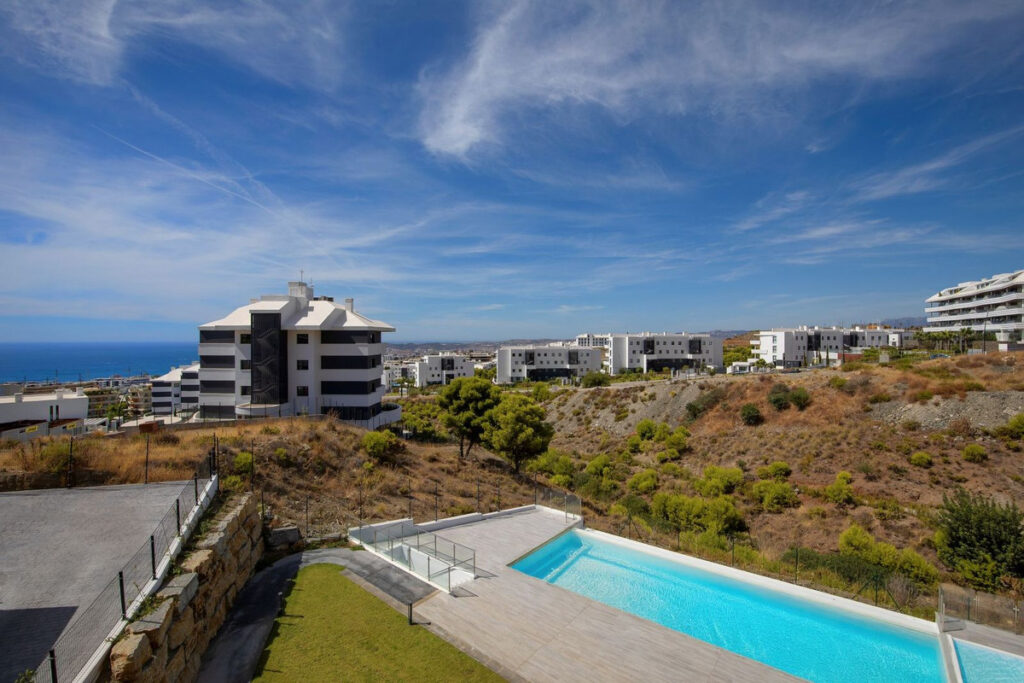 Middle Floor Apartment Higueron