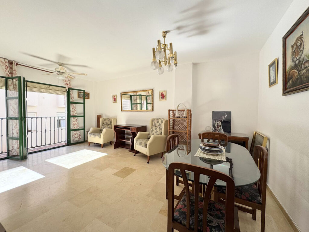 Middle Floor Apartment Fuengirola