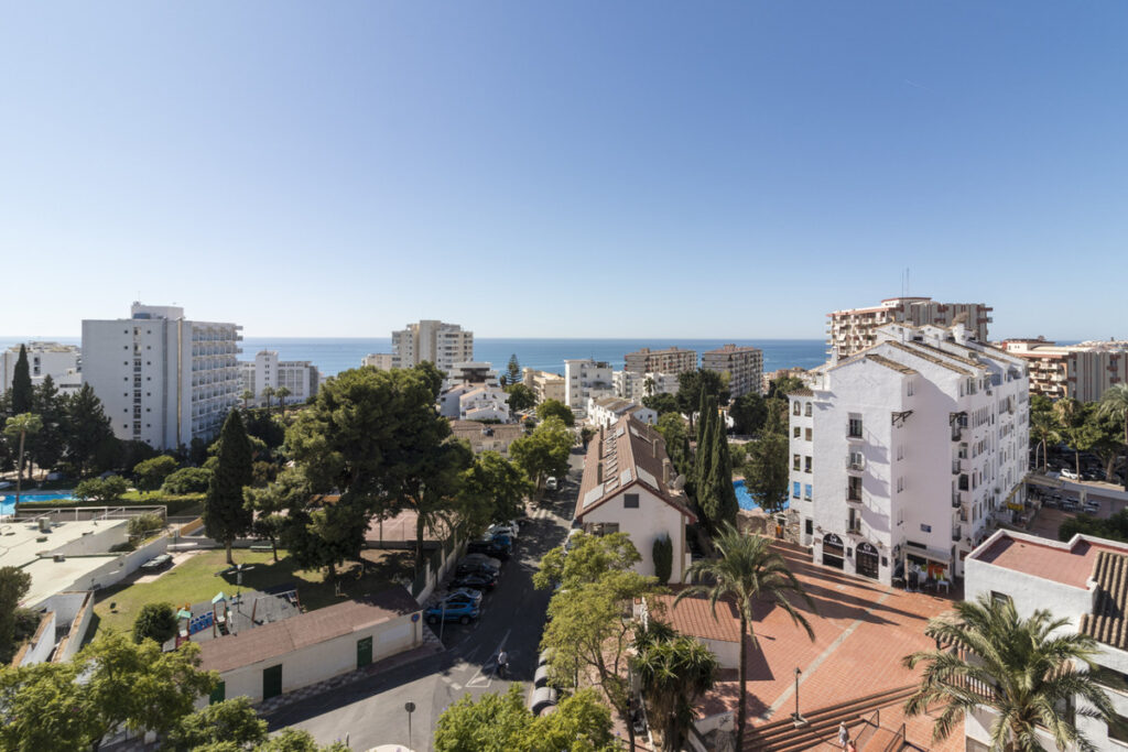 Middle Floor Apartment Benalmadena Costa