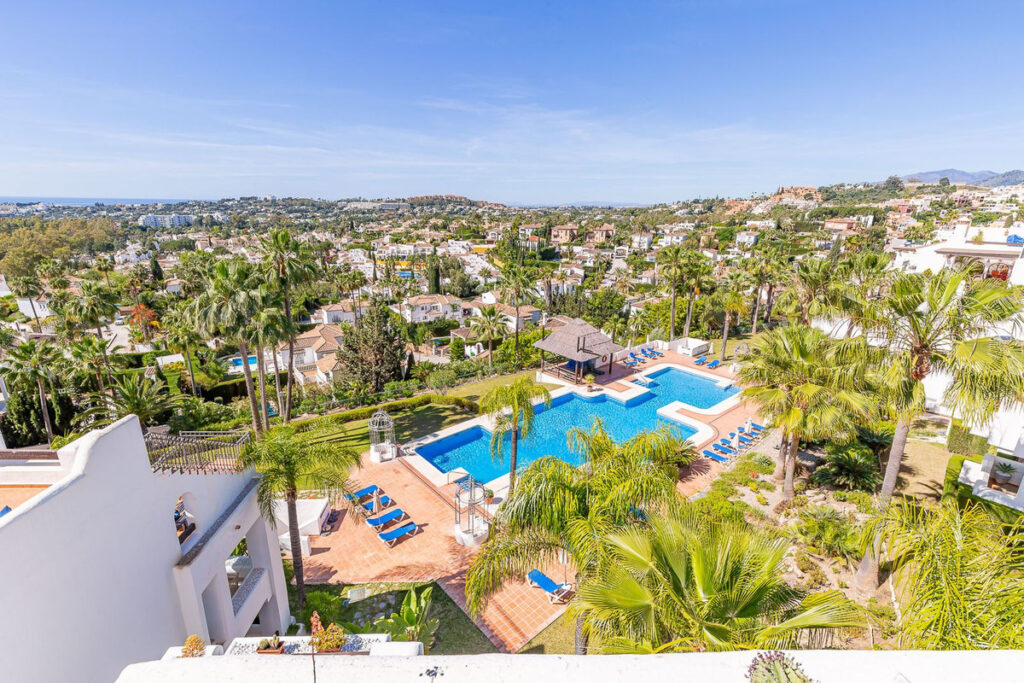 Penthouse Duplex Nueva Andalucía