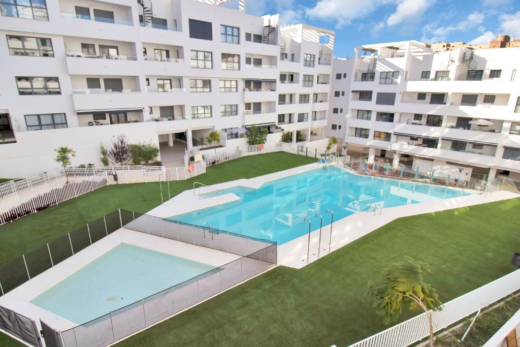 Middle Floor Apartment Estepona