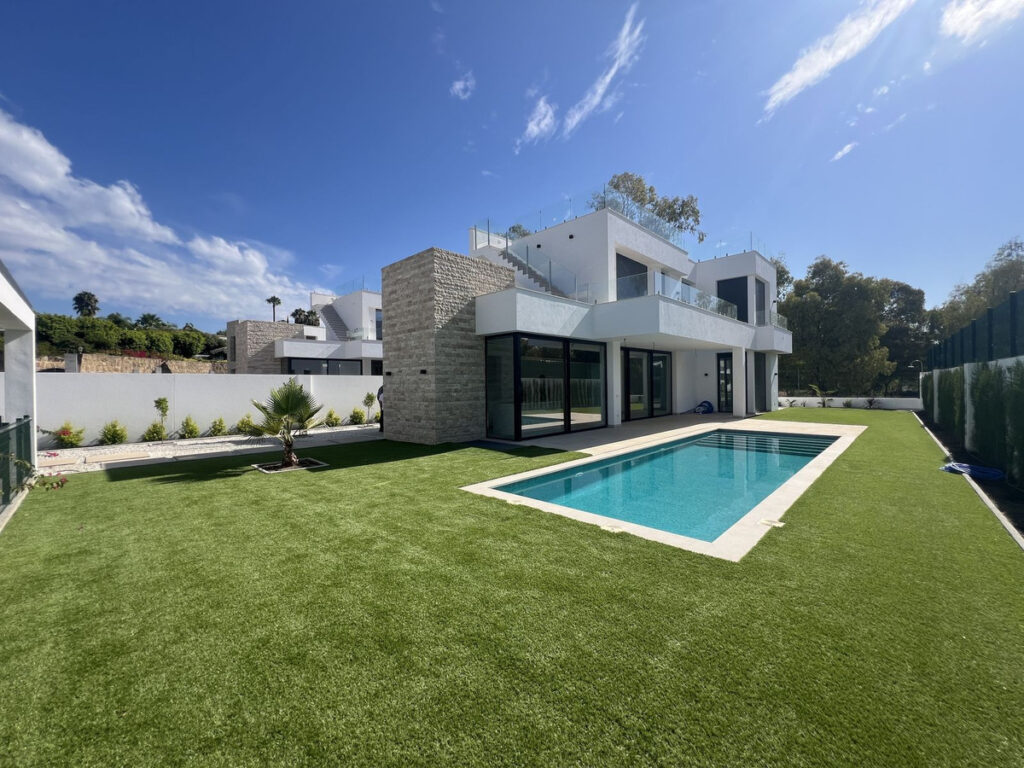 Detached Villa Atalaya