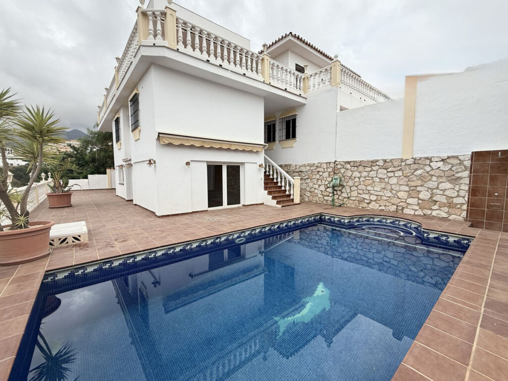 Detached Villa Torreblanca