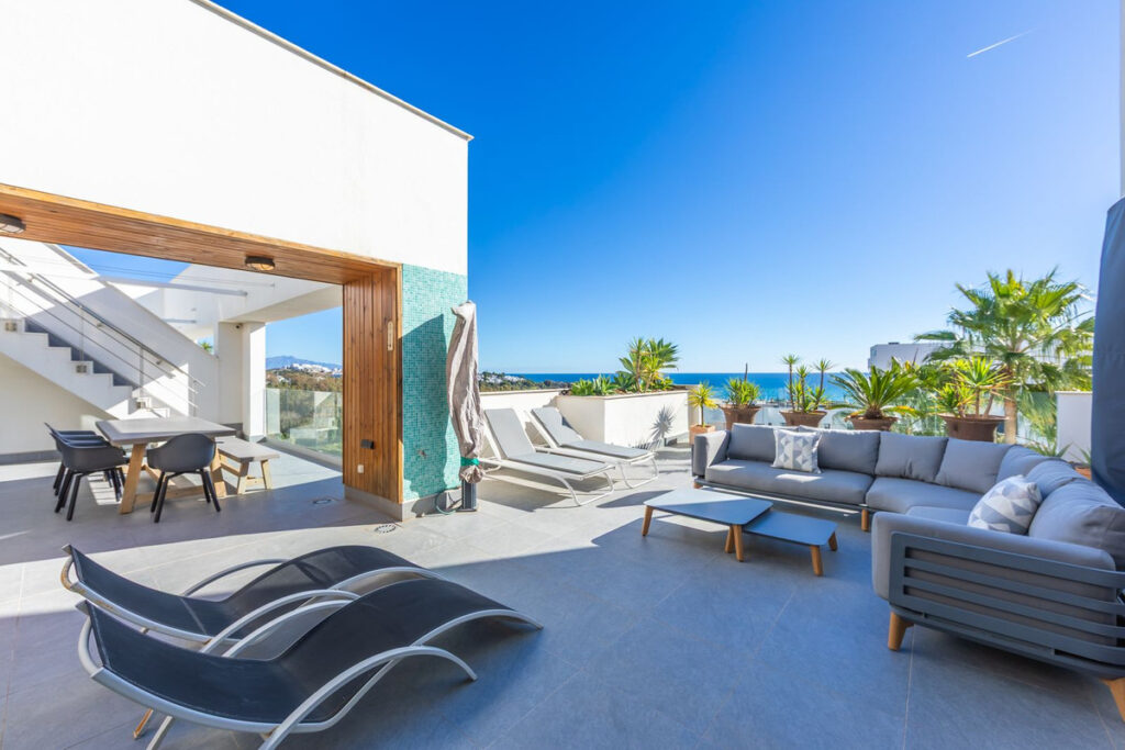 Penthouse Casares Playa