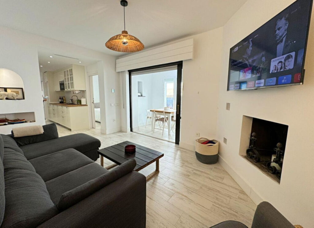 Middle Floor Apartment Puerto Banús