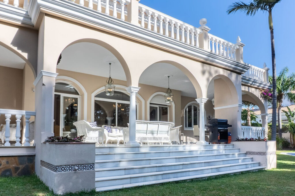 Detached Villa New Golden Mile