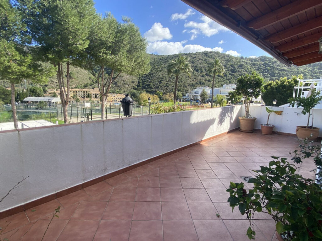 Middle Floor Apartment Benahavís