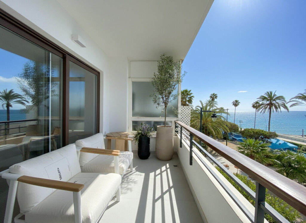 Middle Floor Apartment Estepona