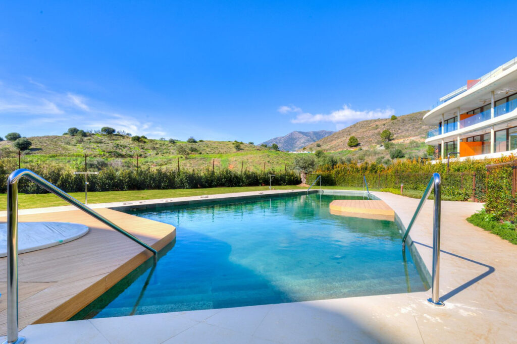 Middle Floor Apartment Fuengirola