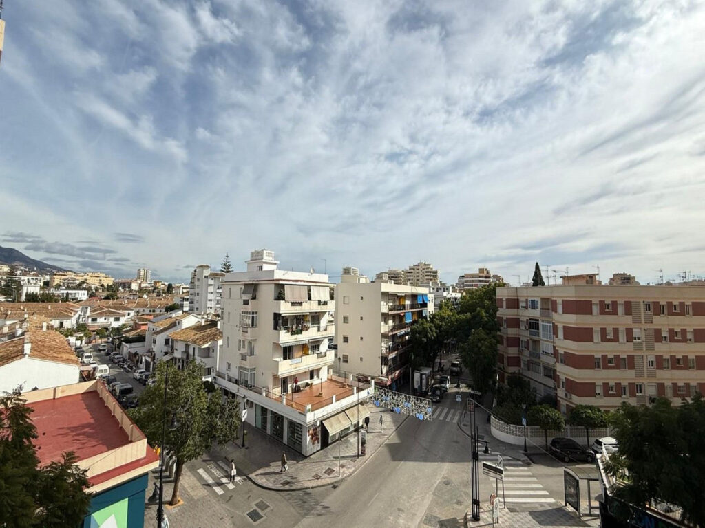 Middle Floor Apartment Fuengirola