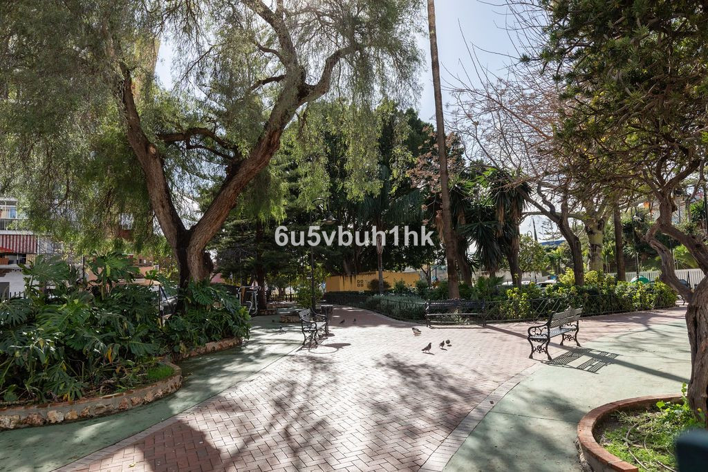 Middle Floor Apartment Fuengirola