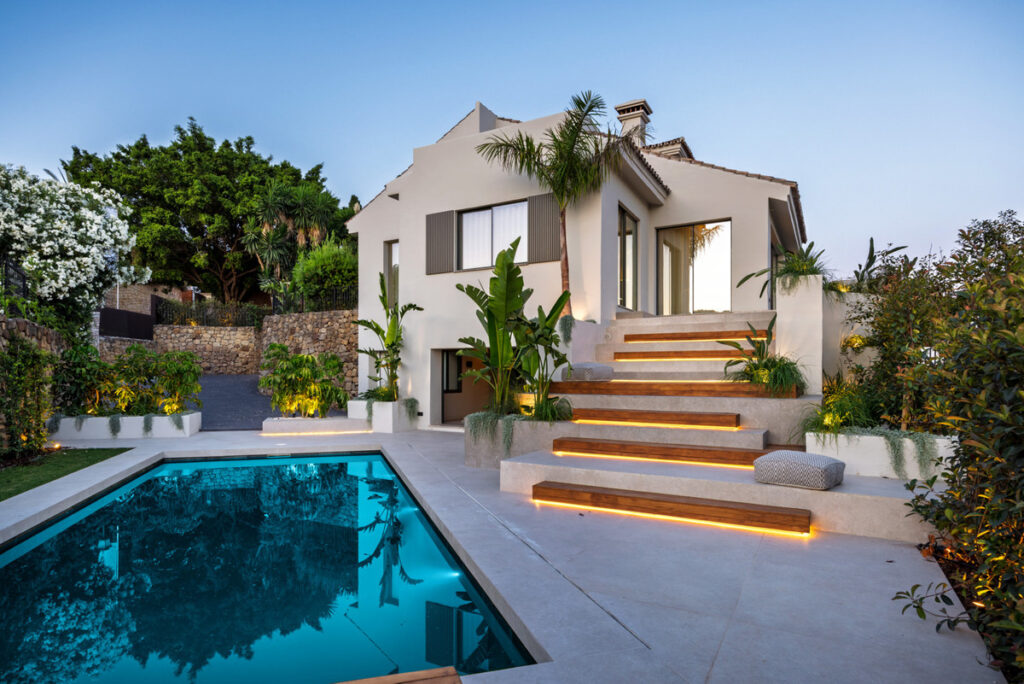Detached Villa Nueva Andalucía