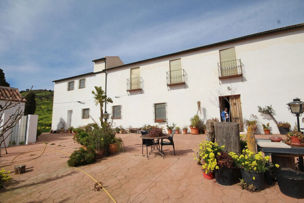 Finca – Cortijo Almogía
