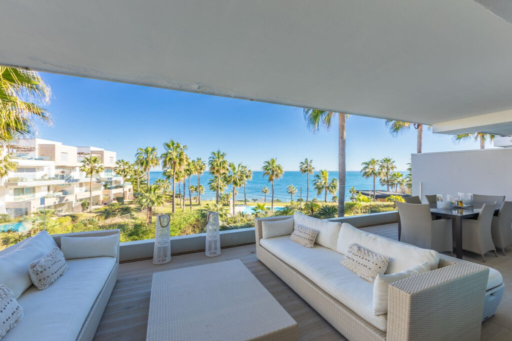 Middle Floor Apartment Estepona
