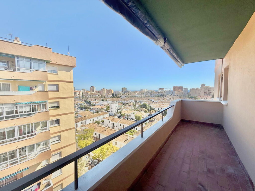 Middle Floor Apartment Fuengirola