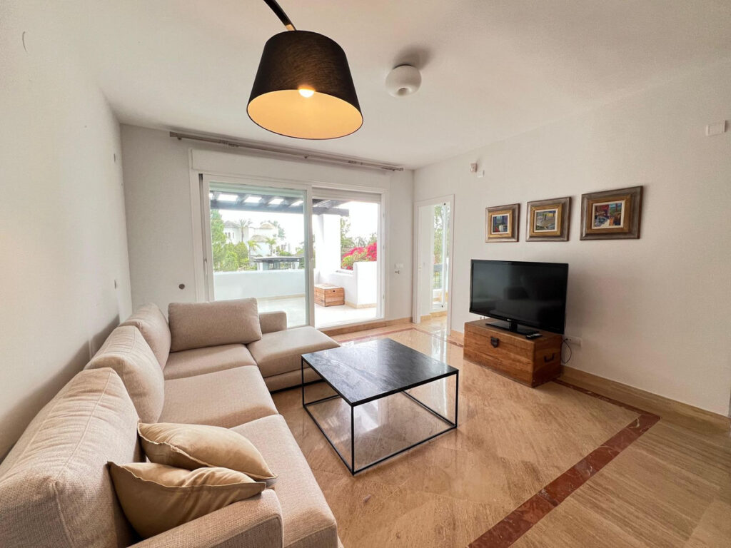 Middle Floor Apartment Río Real