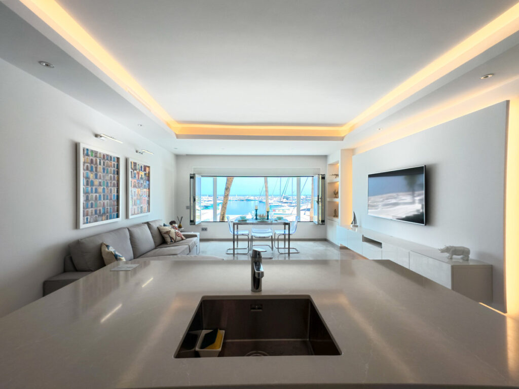 Middle Floor Apartment Puerto Banús