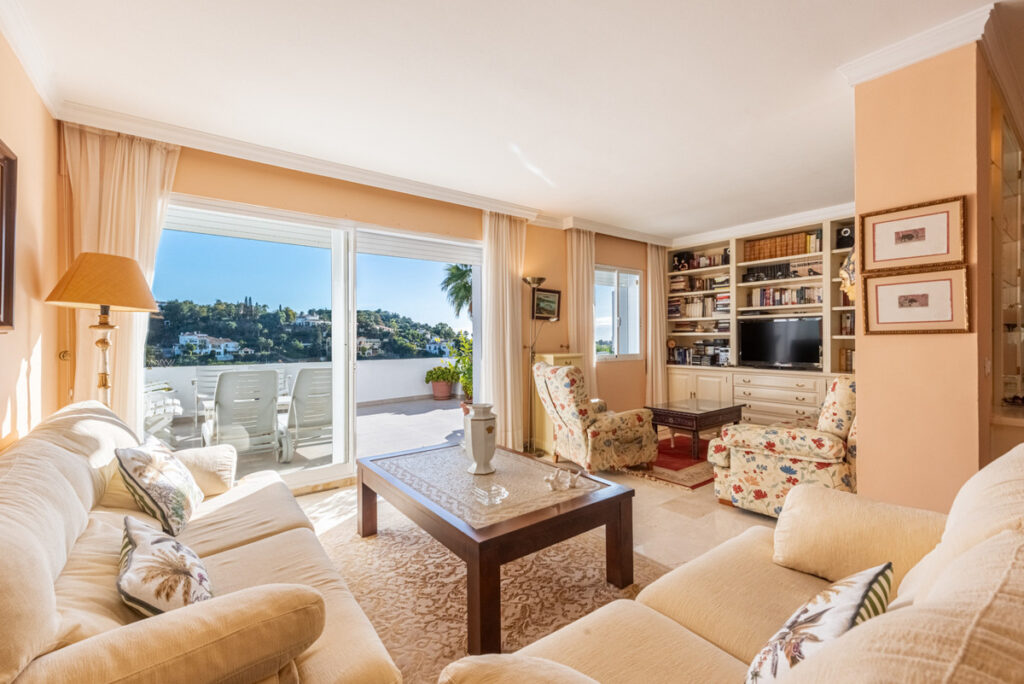 Middle Floor Apartment La Quinta