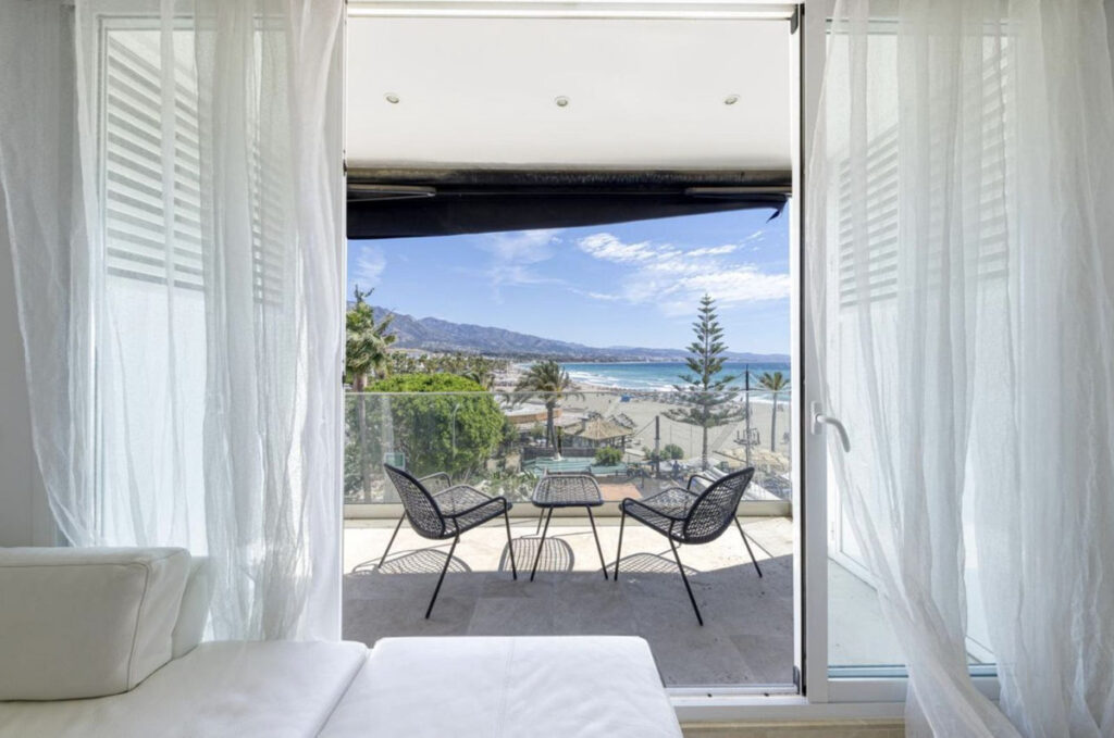 Middle Floor Apartment Puerto Banús