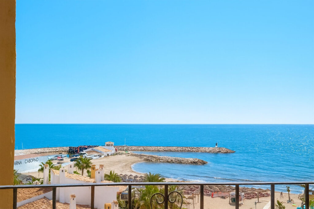 Middle Floor Apartment Puerto de Cabopino