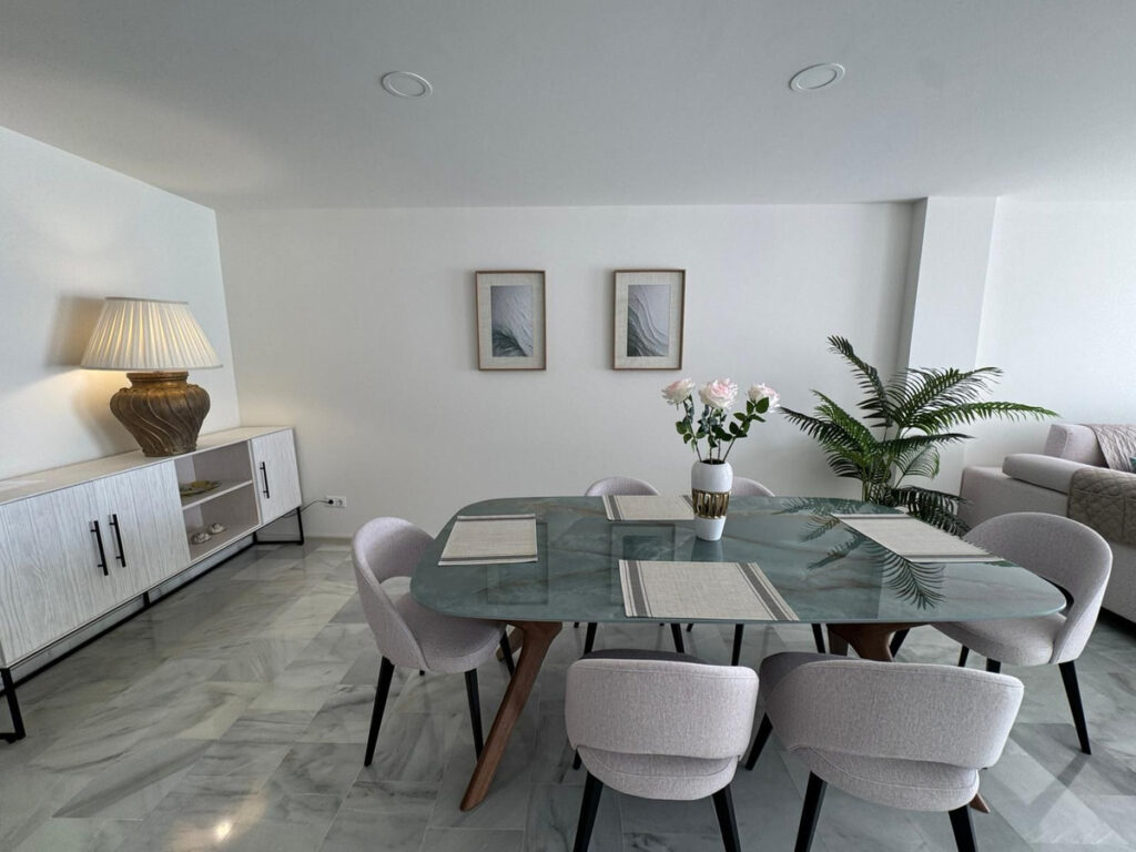 Middle Floor Apartment Estepona