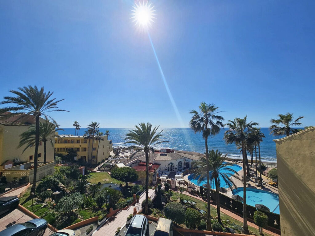 Top Floor Apartment Calahonda
