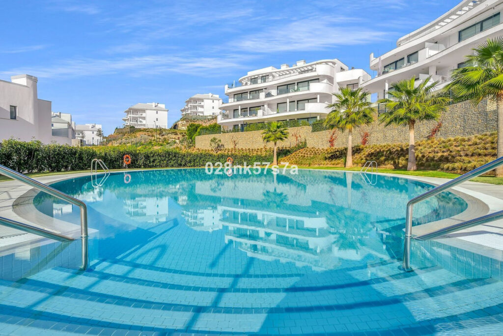 Middle Floor Apartment Fuengirola