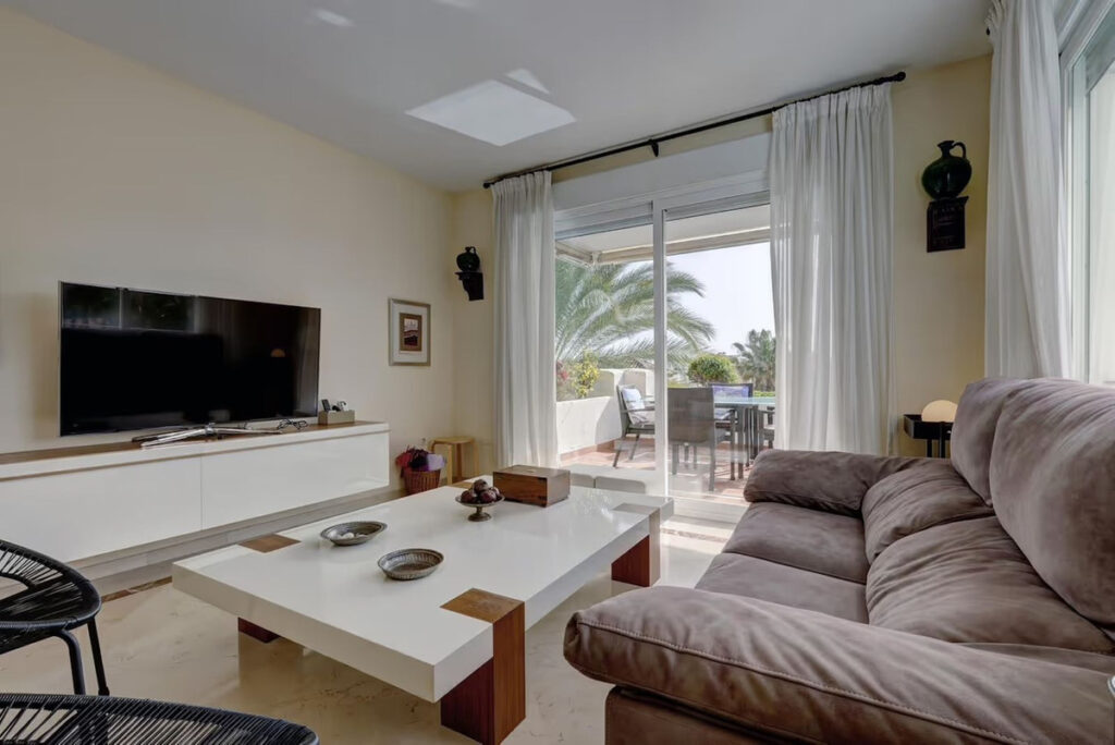 Middle Floor Apartment Costalita