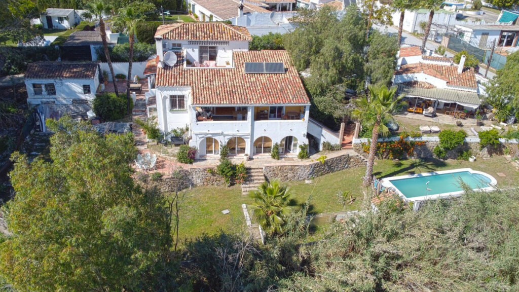 Detached Villa Valle del Sol