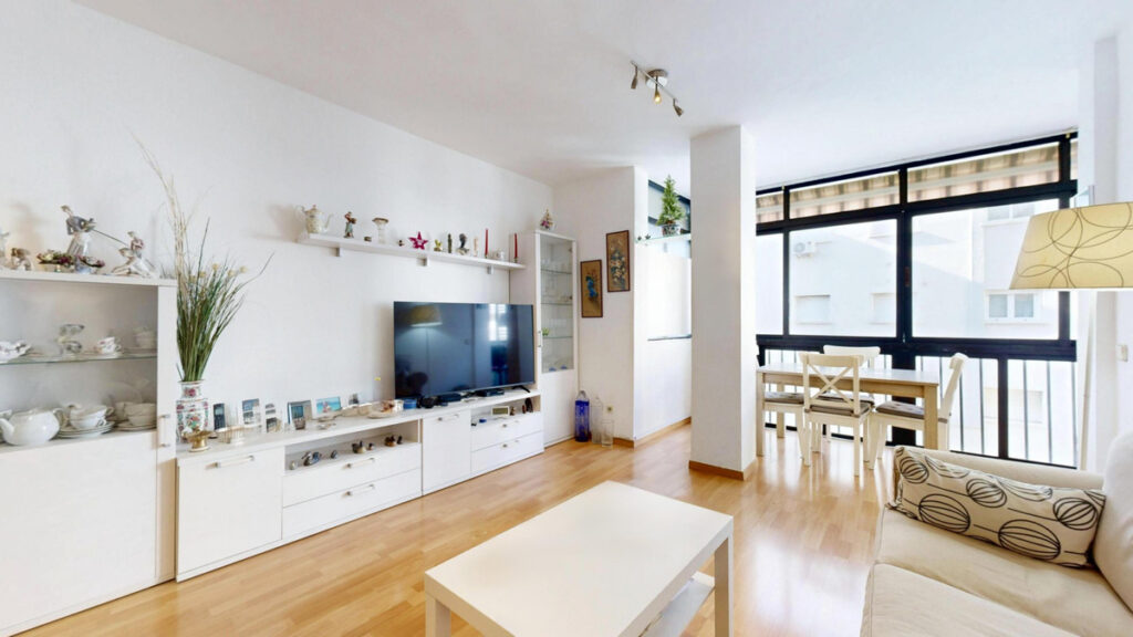 Middle Floor Apartment Fuengirola