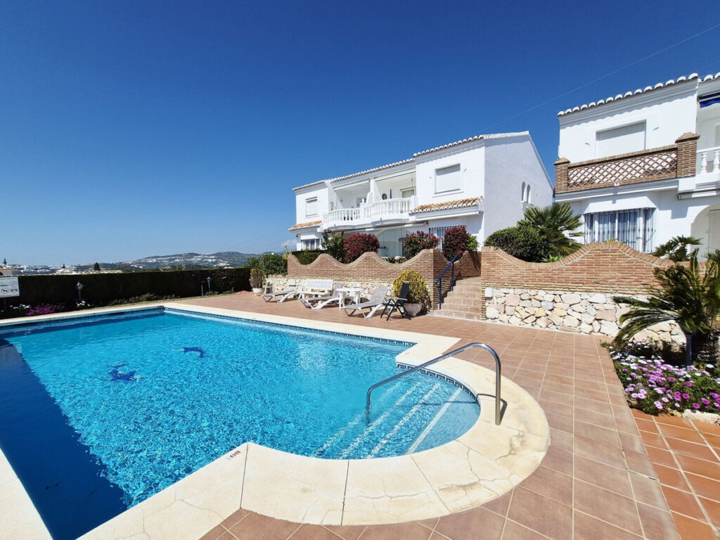 Top Floor Apartment El Chaparral